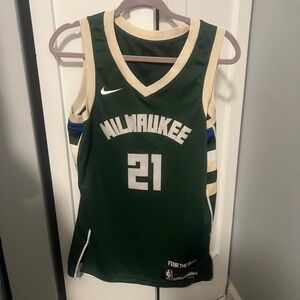 Nike Green Milwaukee Bucks Jersey